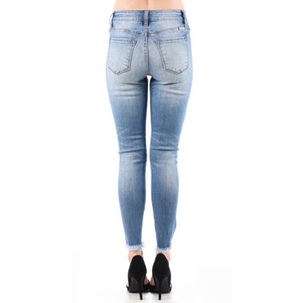🔥CLEARANCE🔥 Distressed Fray Hem Skinny Jean Sz 23 - Picture 4 of 5